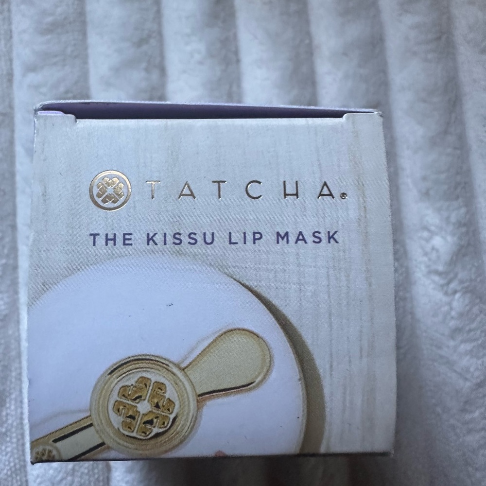 Tatcha Kissu hydrating and plumping Lip Mask